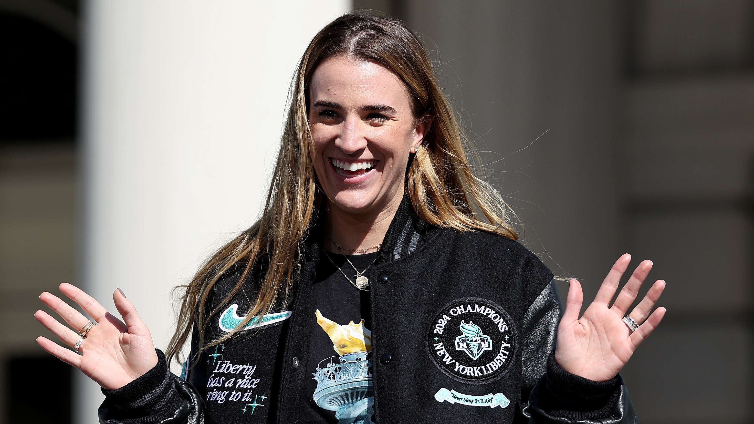 发了广泛的 发了广泛的